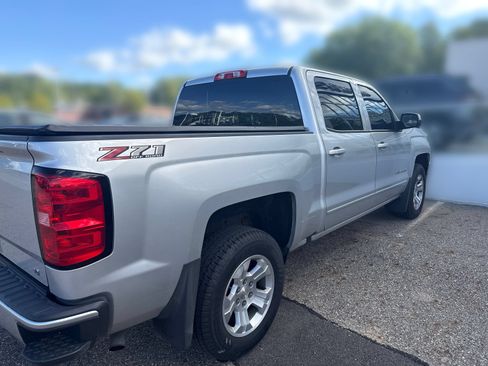Used 2018 Chevrolet Silverado 1500 LT w/ All Star Edition AWD/4WD image 3