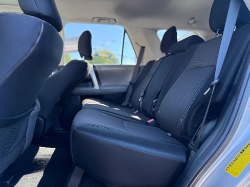 Used 2012 Toyota 4Runner SR5 image 21