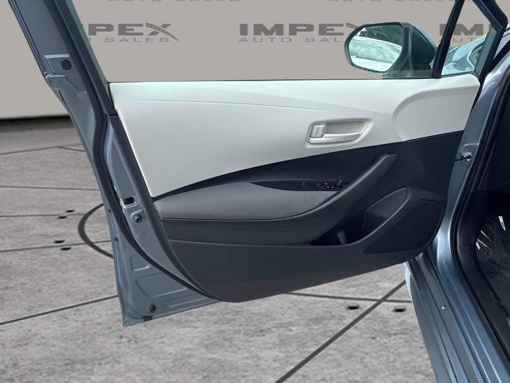 Used 2026 Toyota Corolla LE FWD image 20