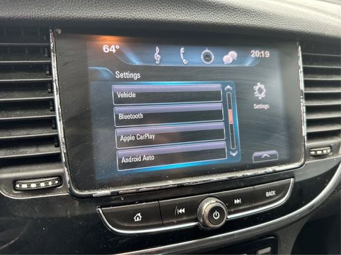 Used 2017 Buick Encore Preferred image 19