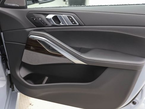 New 2026 BMW X6 xDrive40i image 32