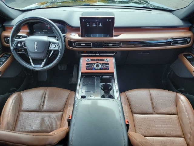 Used 2023 Lincoln Aviator Reserve w/ Elements Package Plus AWD/4WD image 27