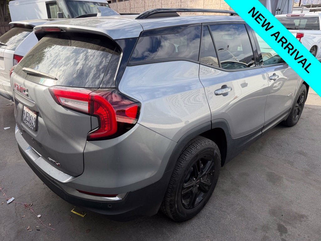 Used 2024 GMC Terrain AT4 w/ Tech Package AWD/4WD image 3