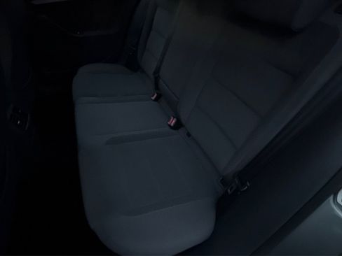 Used 2009 Volkswagen Rabbit S image 19