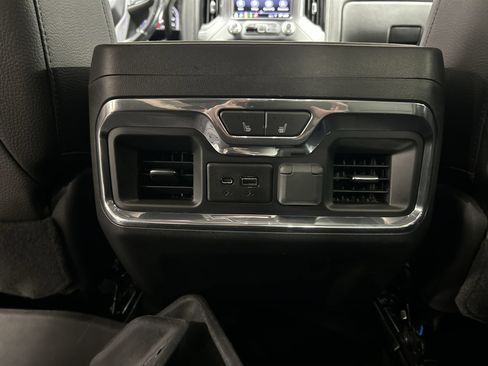 Certified 2019 GMC Sierra 1500 Denali w/ Denali Ultimate Package AWD/4WD image 23