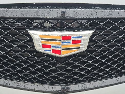 Used 2024 Cadillac XT4 Sport image 37