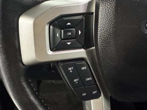 Used 2020 Ford F150 Lariat w/ Equipment Group 502A Luxury AWD/4WD image 6