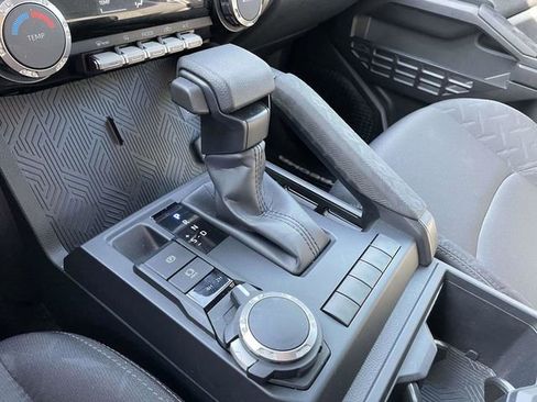 Used 2025 Toyota Tacoma SR image 29