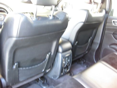 Used 2018 Jeep Grand Cherokee Altitude image 28