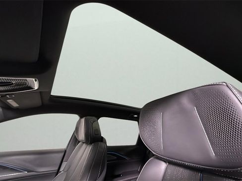 Used 2024 Cadillac Lyriq Luxury w/ LPO, Floor Liner Package image 27