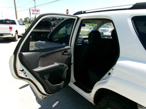 Used 2005 Kia Sportage LX FWD image 15