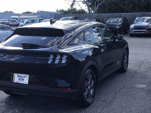 Certified 2022 Ford Mustang Mach-E Select w/ Comfort/Technology Package image 5