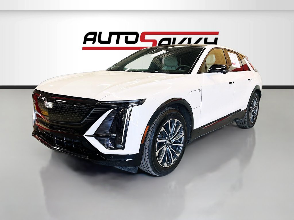 Used 2025 Cadillac Lyriq Sport w/ LPO, Floor Liner Package AWD/4WD image 3