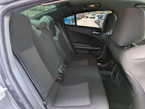 Used 2022 Dodge Charger Scat Pack RWD image 25