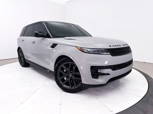 Used 2024 Land Rover Range Rover Sport SE AWD/4WD image 1