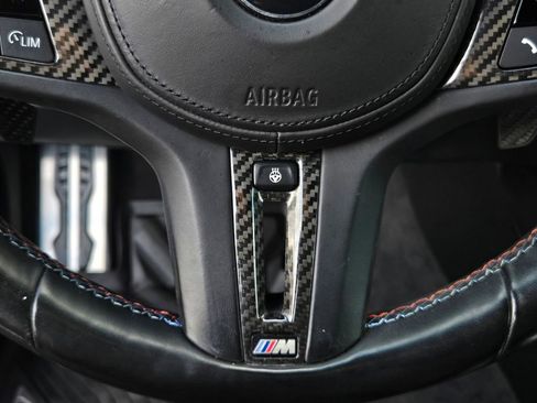 Used 2022 BMW M4 xDrive Competition image 36