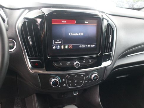 Used 2023 Chevrolet Traverse LT w/ LPO, Cargo Package AWD/4WD image 21