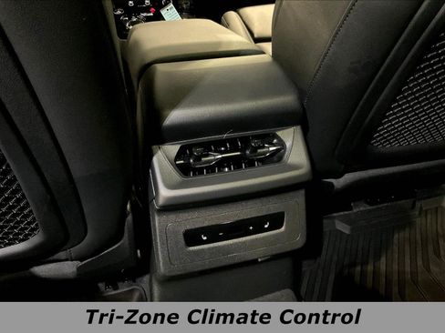 Used 2025 Audi Q6 e-tron Premium Plus AWD/4WD image 10