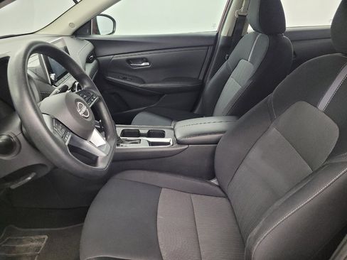 Used 2024 Nissan Sentra SV FWD image 17