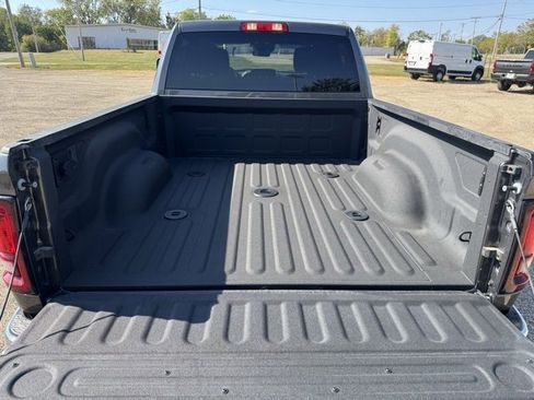 Used 2025 RAM 2500 Big Horn w/ Bed Convenience Group image 15