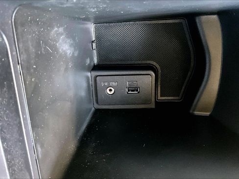 Used 2016 Ford Transit Connect XLT FWD image 25
