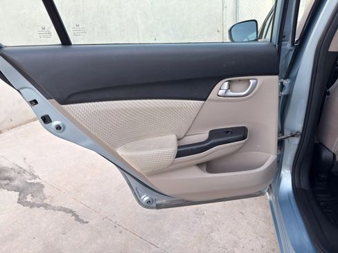 Used 2015 Honda Civic Hybrid Sedan 4D image 30