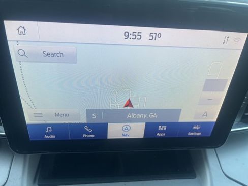 Used 2021 Ford Explorer XLT w/ Equipment Group 202A image 17