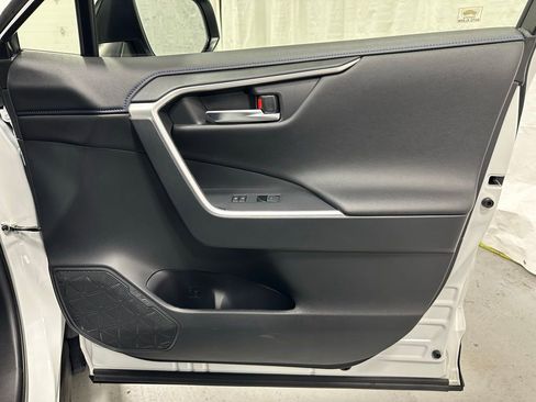 Used 2025 Toyota RAV4 XSE w/ Weather Package image 58