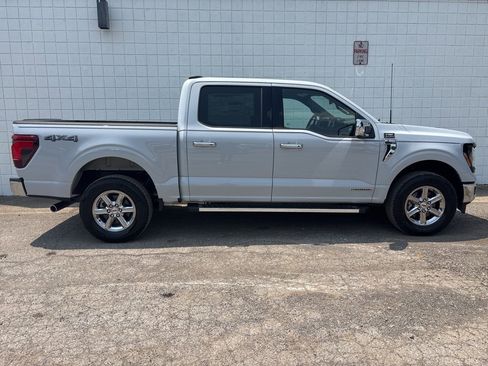 New 2025 Ford F150 XLT w/ Equipment Group 302A MID image 4
