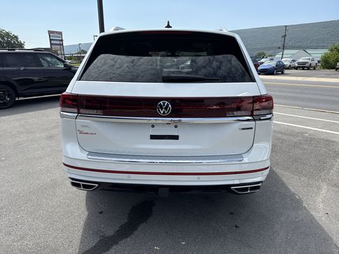 Used 2024 Volkswagen Atlas SEL Premium R-Line AWD/4WD image 4