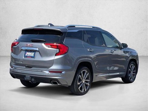 Used 2019 GMC Terrain Denali w/ Advanced Safety Package image 5