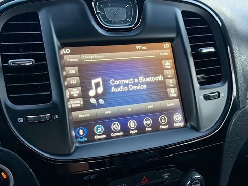 Used 2022 Chrysler 300 S RWD image 15