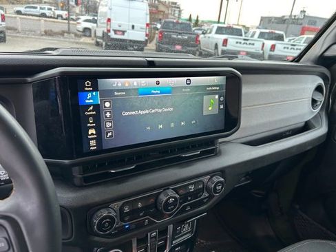 Used 2024 Jeep Wrangler Willys 4xe image 31