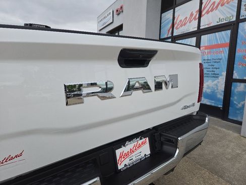 New 2026 RAM 2500 Tradesman AWD/4WD image 22