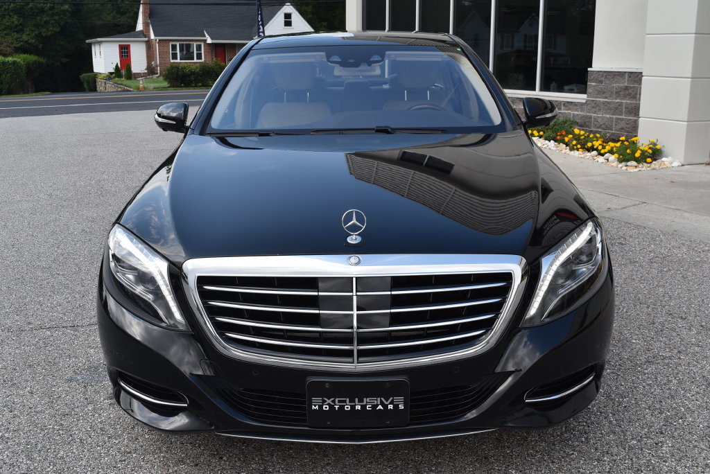 Used 2017 Mercedes-Benz S 550 Sedan w/ Premium Package image 3
