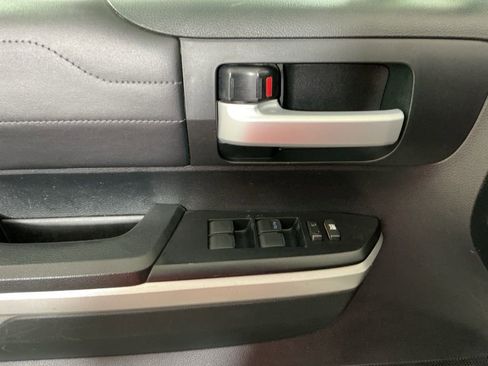 Used 2017 Toyota Tundra Limited RWD image 17