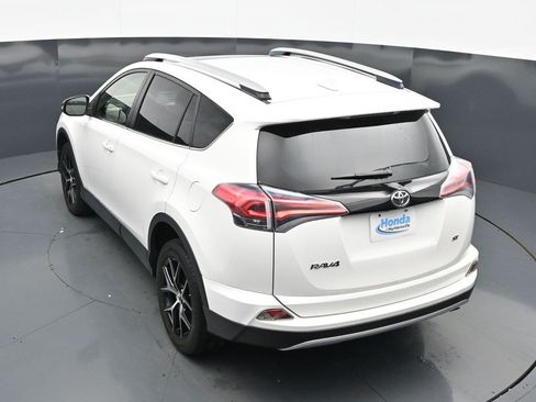Used 2016 Toyota RAV4 SE FWD image 16