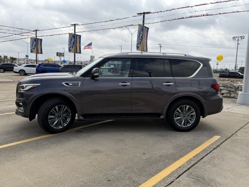 Used 2024 INFINITI QX80 Luxe image 12