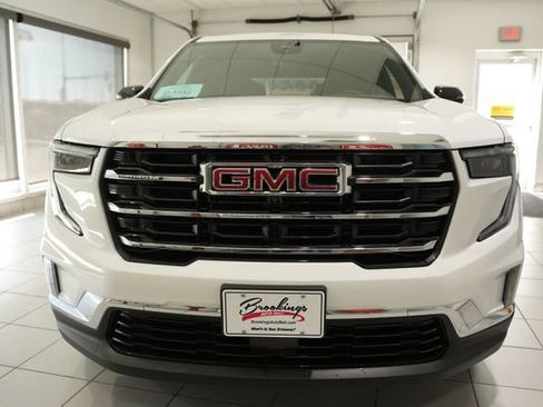 New 2026 GMC Acadia Elevation w/ Elevation Premium Package AWD/4WD image 5