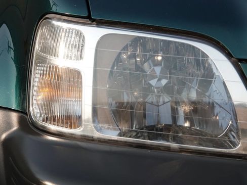Used 2000 Honda CR-V LX image 31