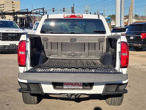 Used 2022 Chevrolet Colorado W/T w/ Custom Special Edition image 8