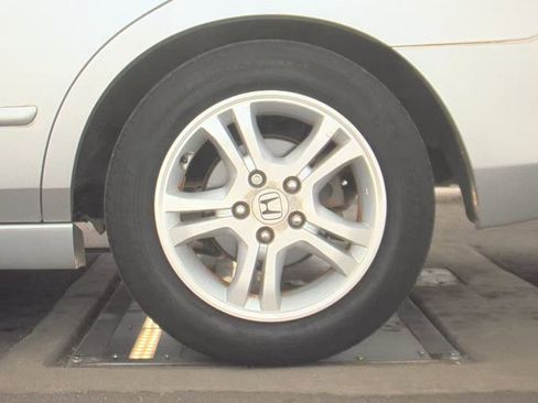 Used 2006 Honda Accord EX image 19