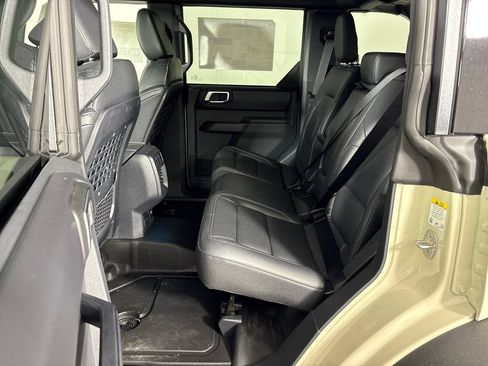 New 2026 Ford Bronco Badlands AWD/4WD image 28