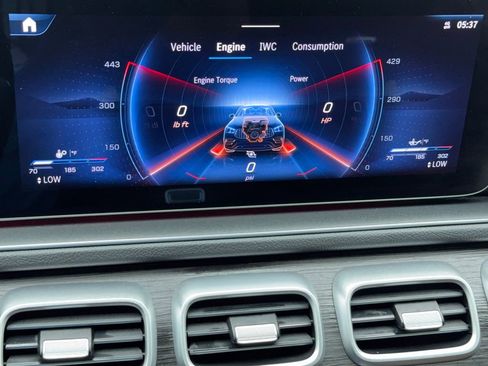 Used 2024 Mercedes-Benz GLE 53 AMG 4MATIC Coupe w/ Driver Assistance Package image 28