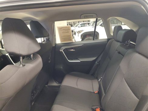 Used 2025 Toyota RAV4 XLE image 10