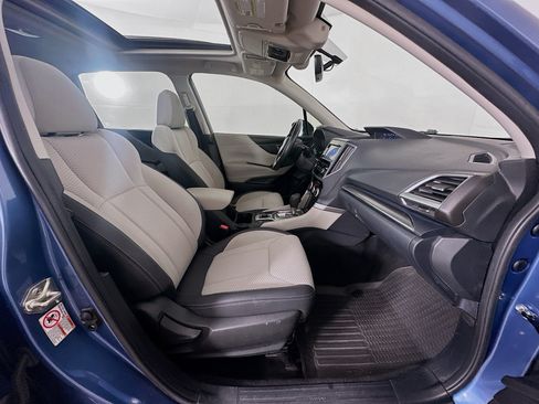Used 2019 Subaru Forester Premium AWD/4WD image 30