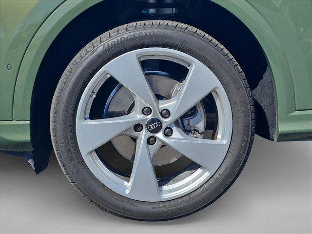 Used 2025 Audi Q5 Premium Plus w/ Premium Plus AWD/4WD image 28