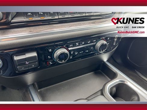 Used 2024 Chevrolet Silverado 1500 LTZ AWD/4WD image 22