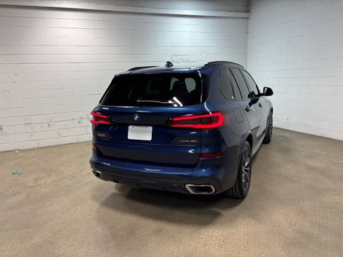 Used 2022 BMW X5 xDrive40i w/ M Sport Package AWD/4WD image 7