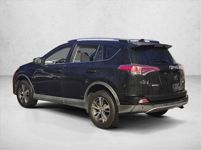 Used 2018 Toyota RAV4 XLE FWD image 7
